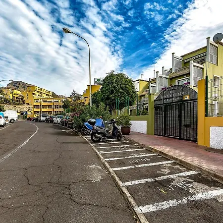 Luxury Two-bedroom Four Seasons Apartament Costa Adeje (Tenerife)