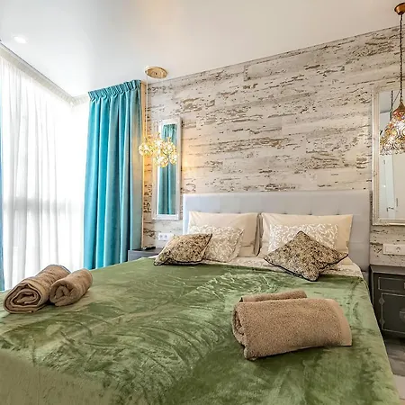 Luxury Two-bedroom Four Seasons شقة