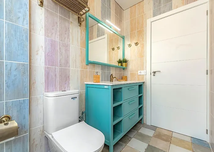 Luxury Two-bedroom Four Seasons Daire